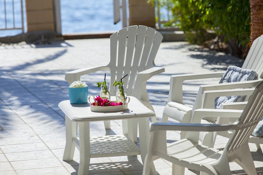 Meneou Beachfront Villa Sunset Perivolia Room photo